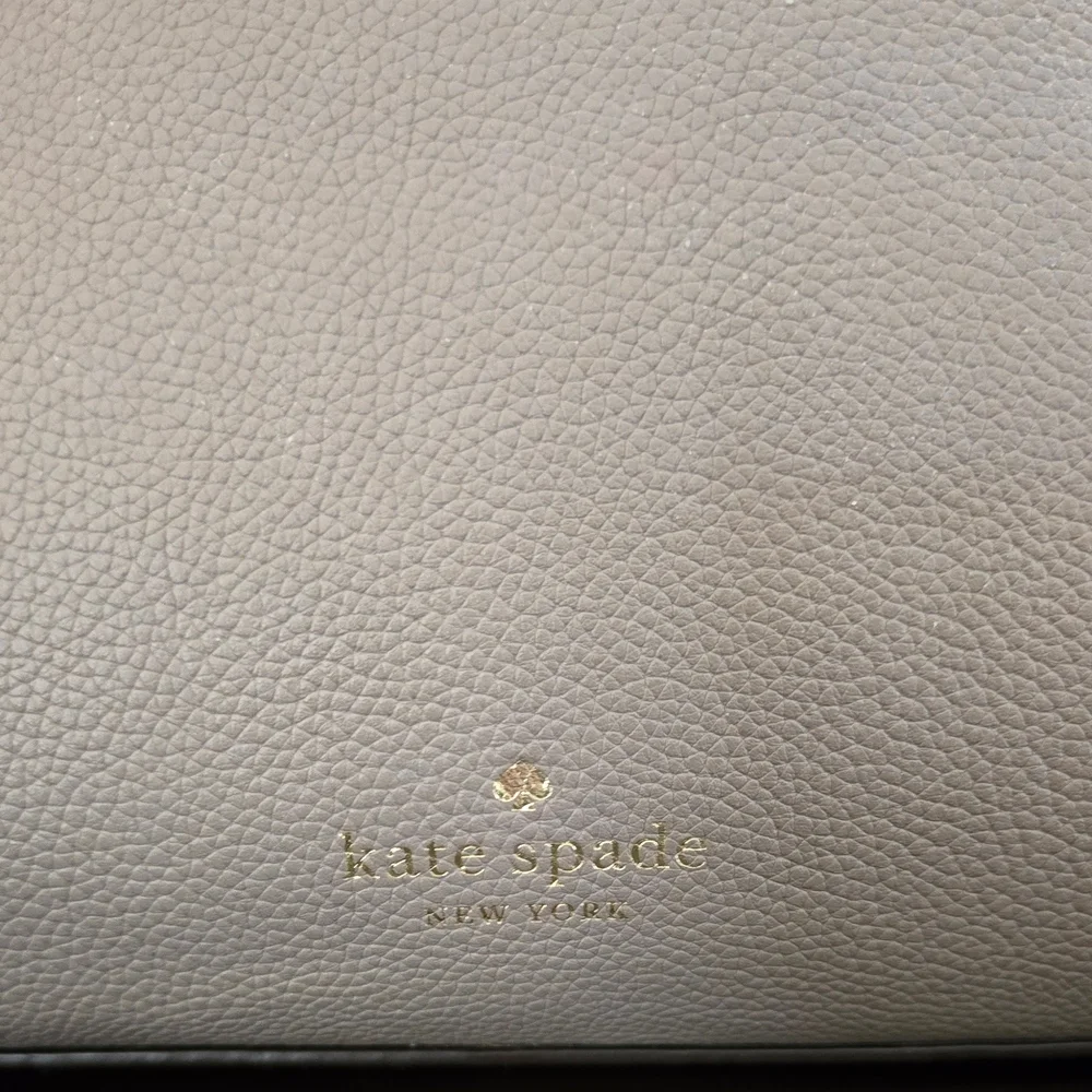 KATE SPADE Perkins Street Celena CITYSCAPE Gray With Changeable Straps NWOT. - Picture 3 of 10